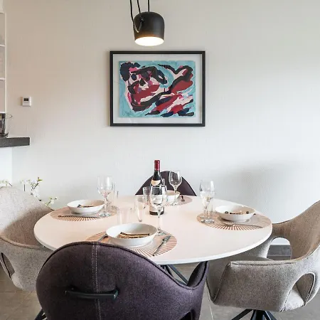 Luxury In The Center Of * Coxyde
